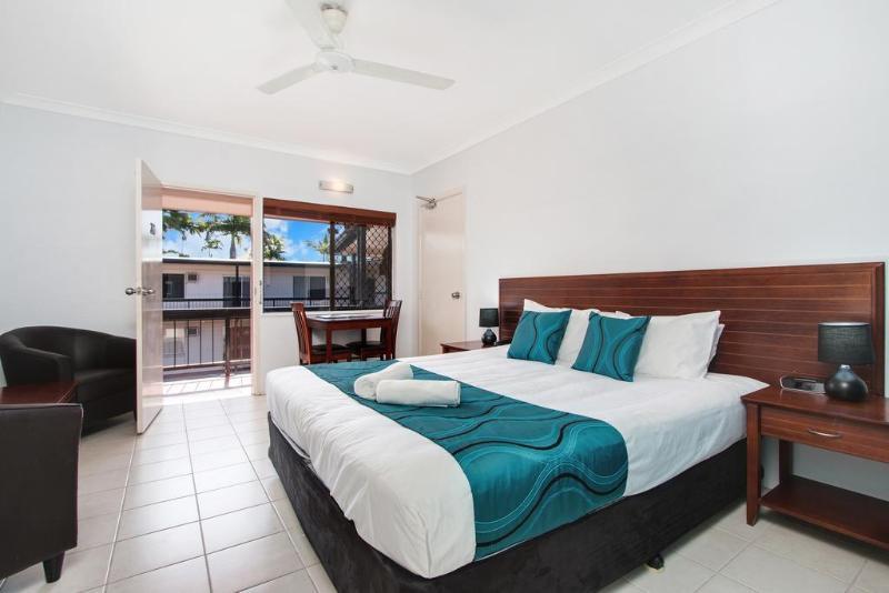 Hotel High Chaparral Cairns Exterior foto